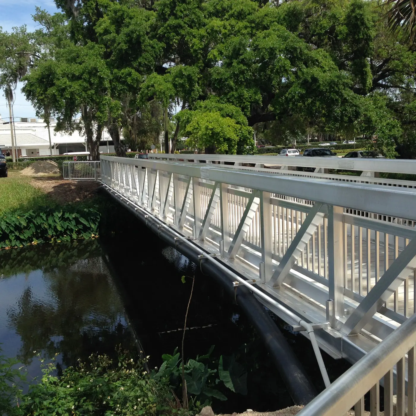 Aluminum golf cart bridge